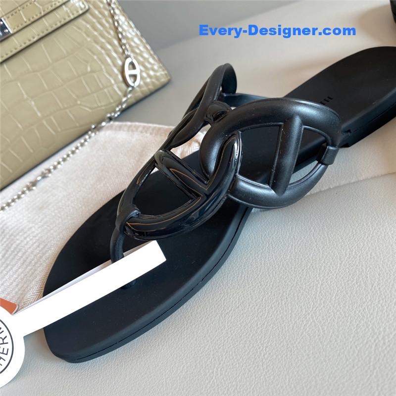 H**me5 new pig nose chain flip flops