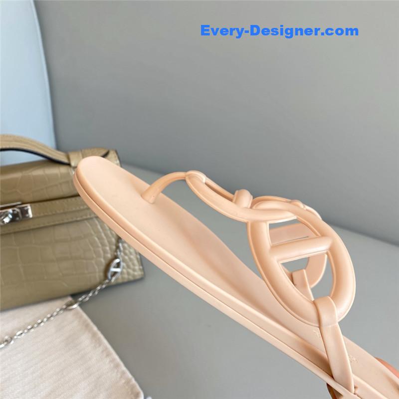 H**me5 new pig nose chain flip flops