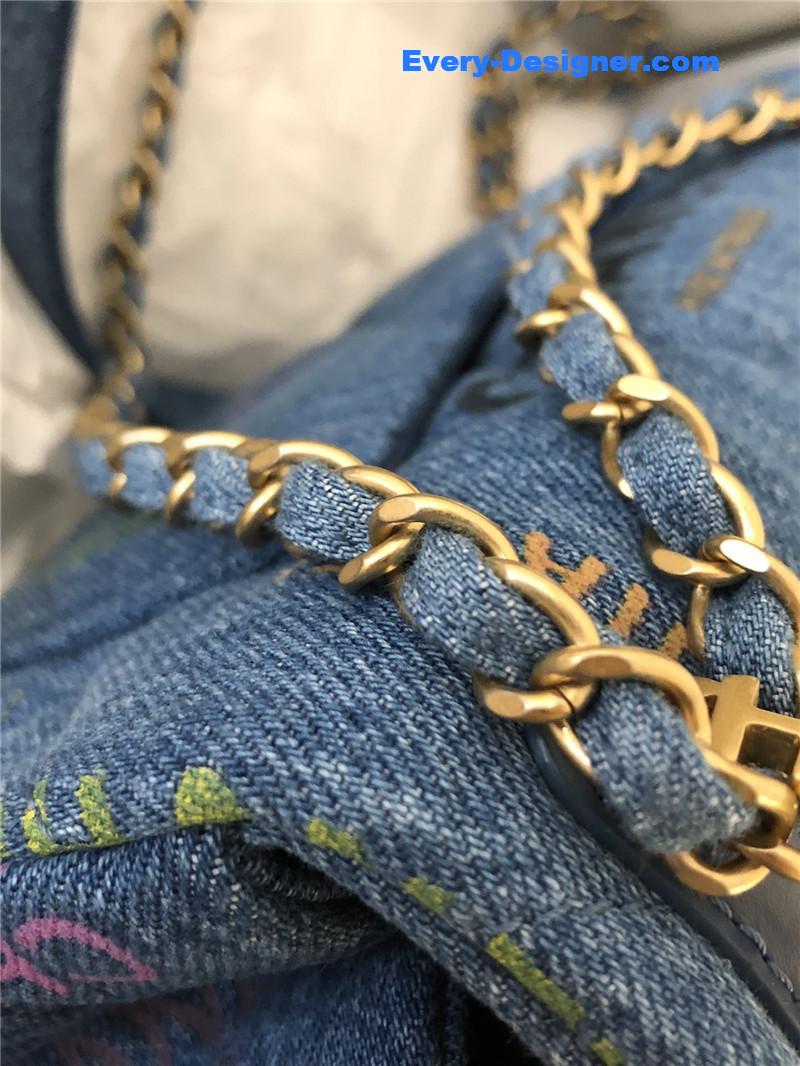 Ch**el graffiti denim cf bag