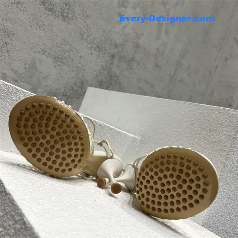 b0tt*ga Ven*ta cotton woven round toe heeled sandals