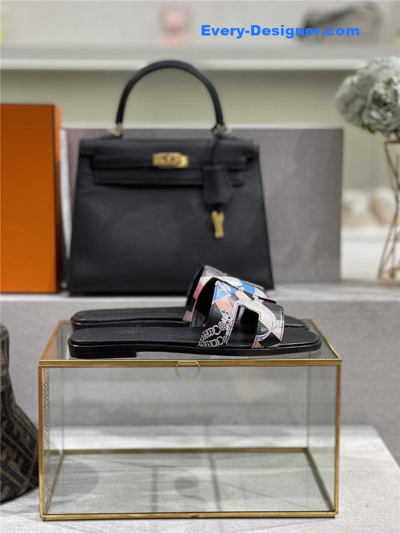 H**me5 early spring new color slippers