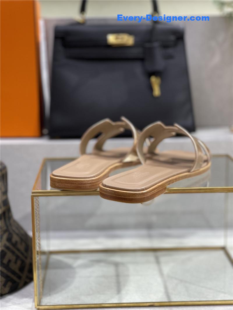 H**me5 early spring new color slippers