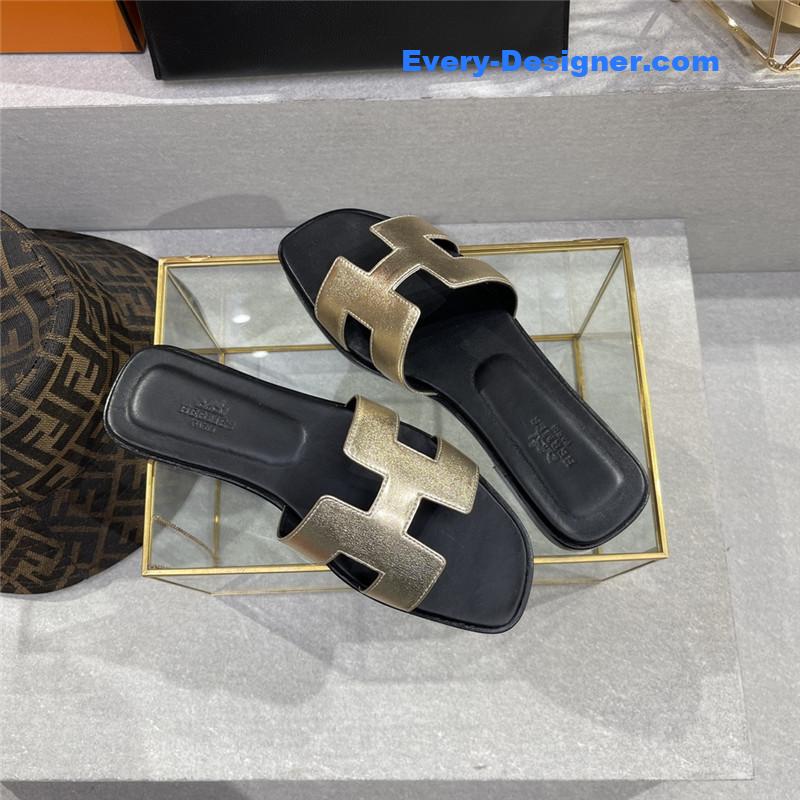 H**me5 early spring new color slippers