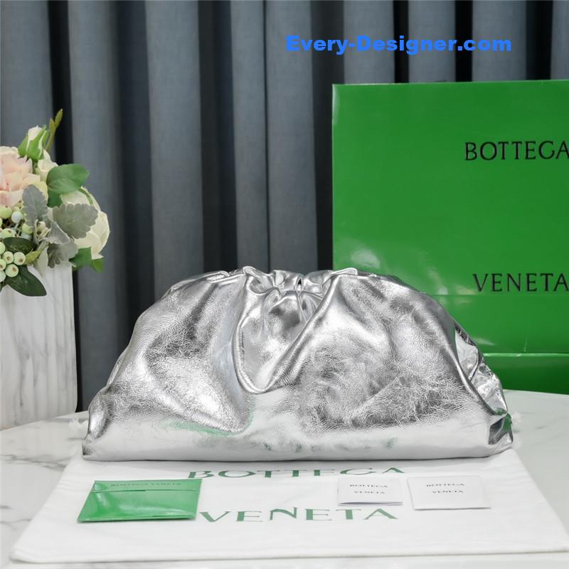 b0tt*ga Ven*ta the pouch bag silver