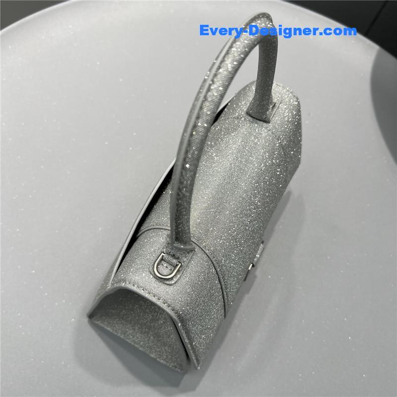 Ba1en*iaga hourglass bag silver