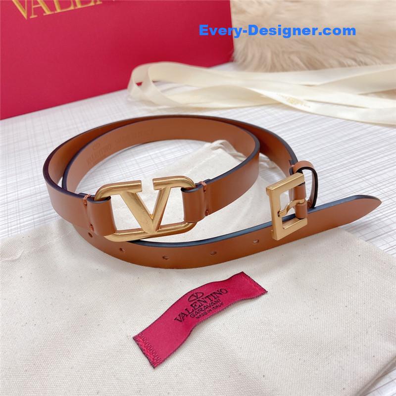 Va1e*ntin0 v buckle belt