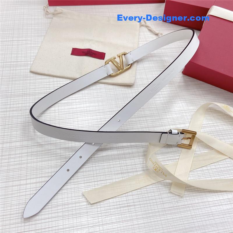 Va1e*ntin0 v buckle belt