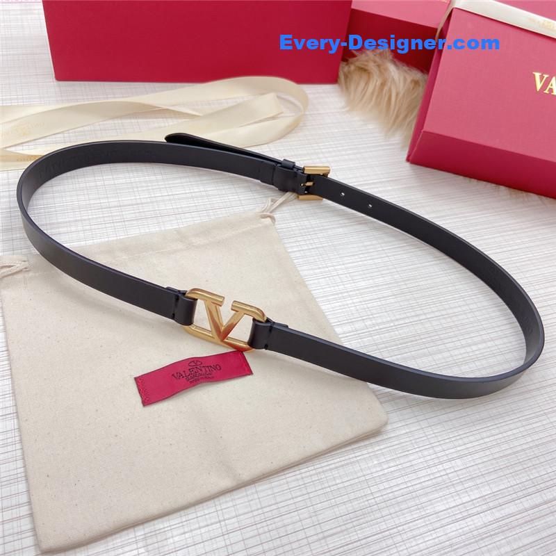 Va1e*ntin0 v buckle belt