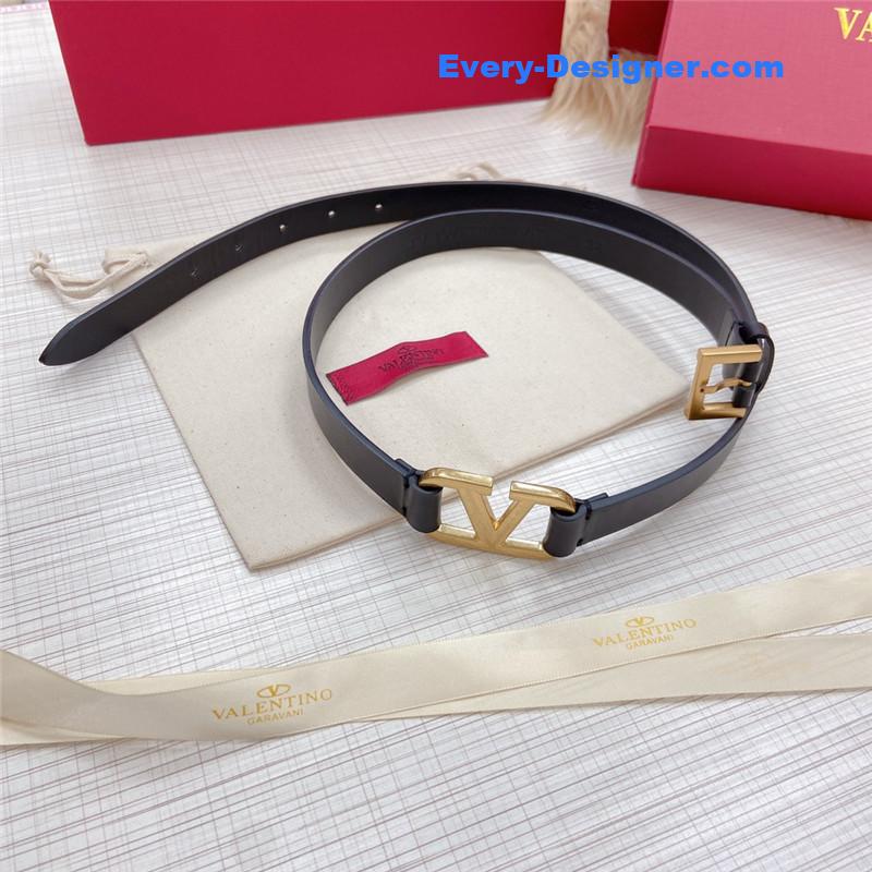 Va1e*ntin0 v buckle belt
