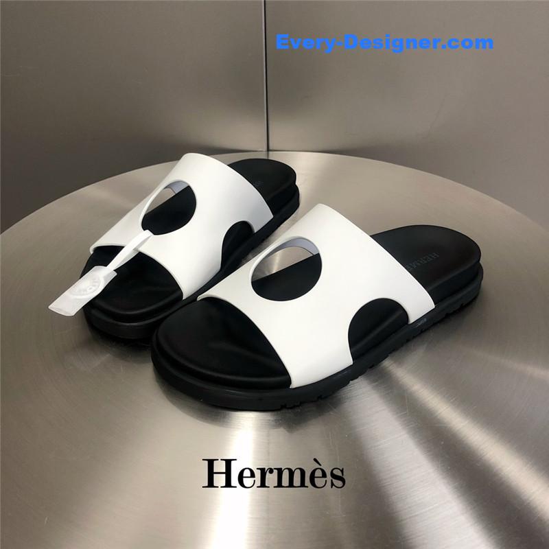 H**me5 edith hole slippers