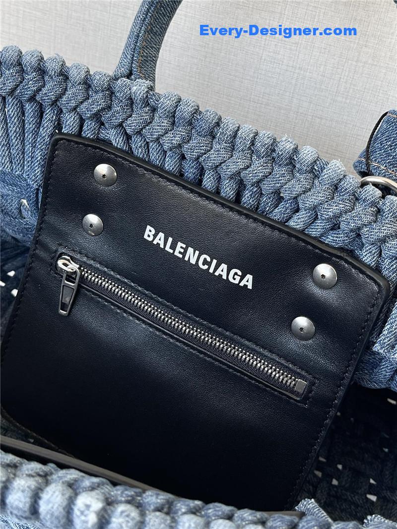 Ba1en*iaga bistro basket denim