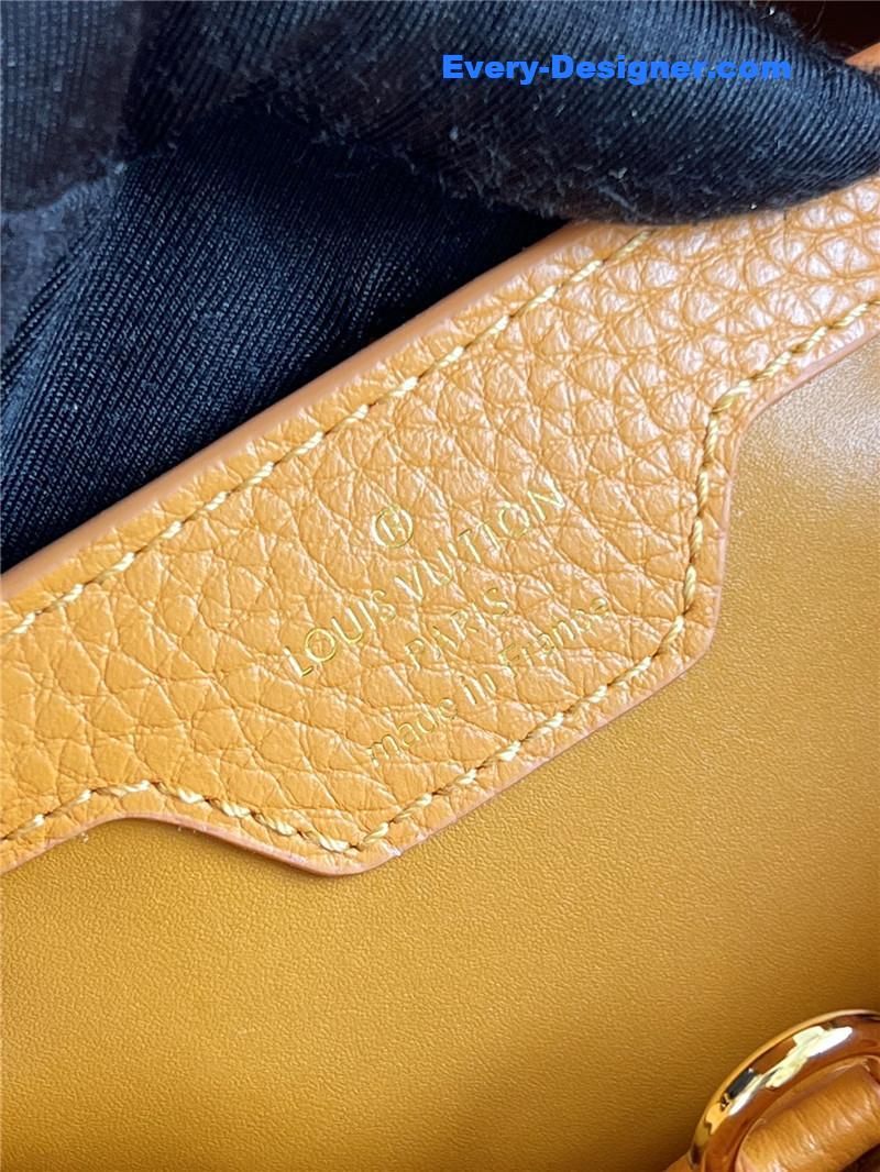 l0vis Vvtt0n lv capucines small bag black