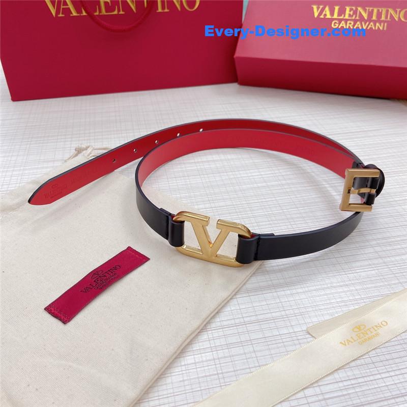 Va1e*ntin0 v buckle belt