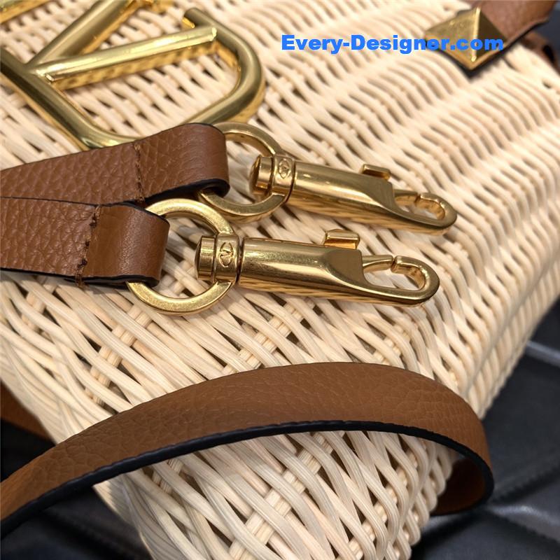 Va1e*ntin0 vlogo signature wicker bucket bag