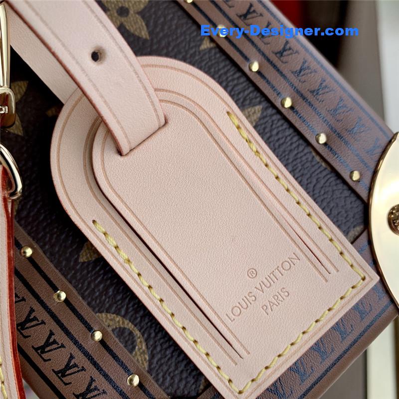 l0vis Vvtt0n lv camera box bag