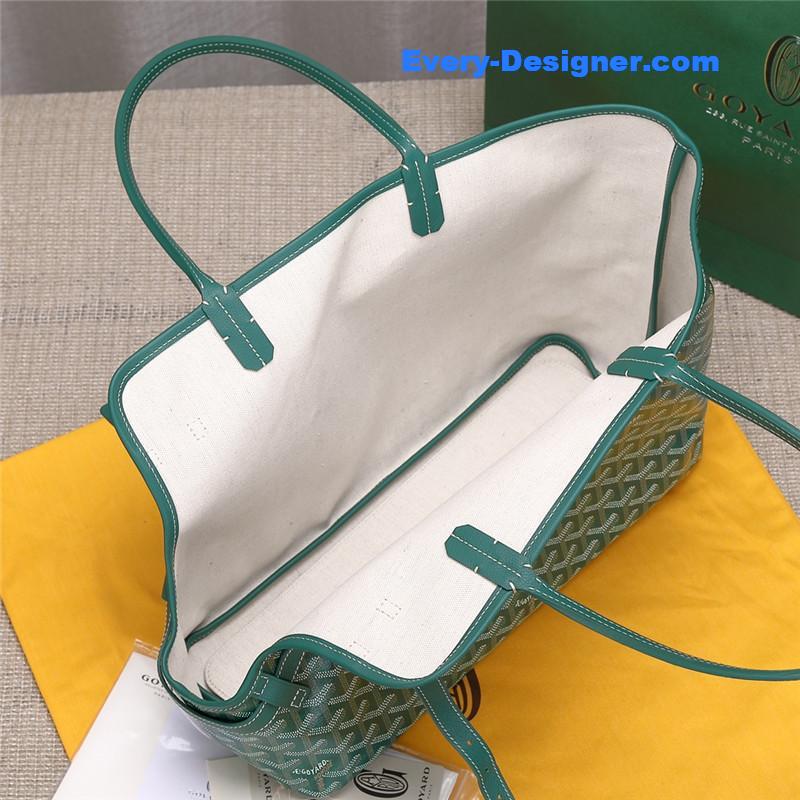 G09ard chien gris pet bages