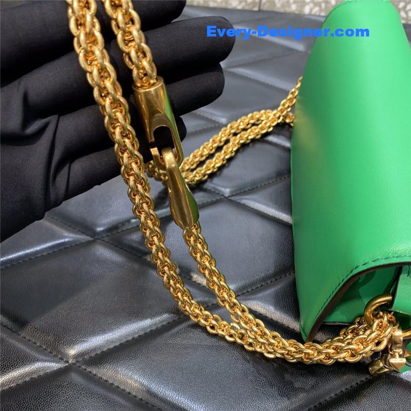 Va1e*ntin0 garavani mini loco bag