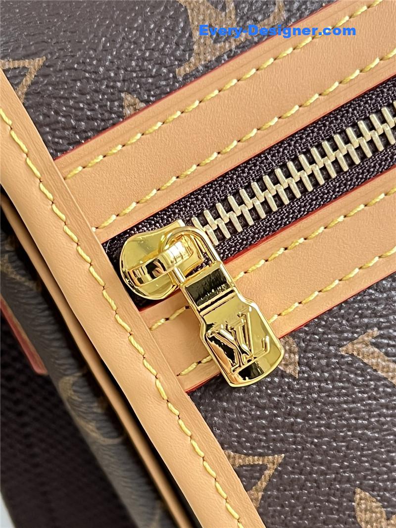 l0vis Vvtt0n lv messenger bag