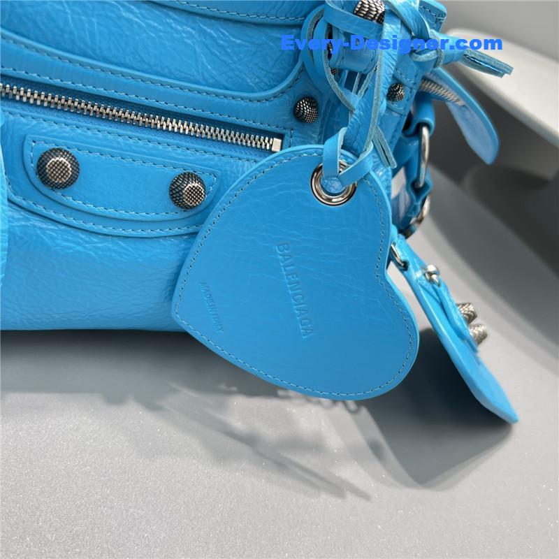 Ba1en*iaga le cagole shoulder bag