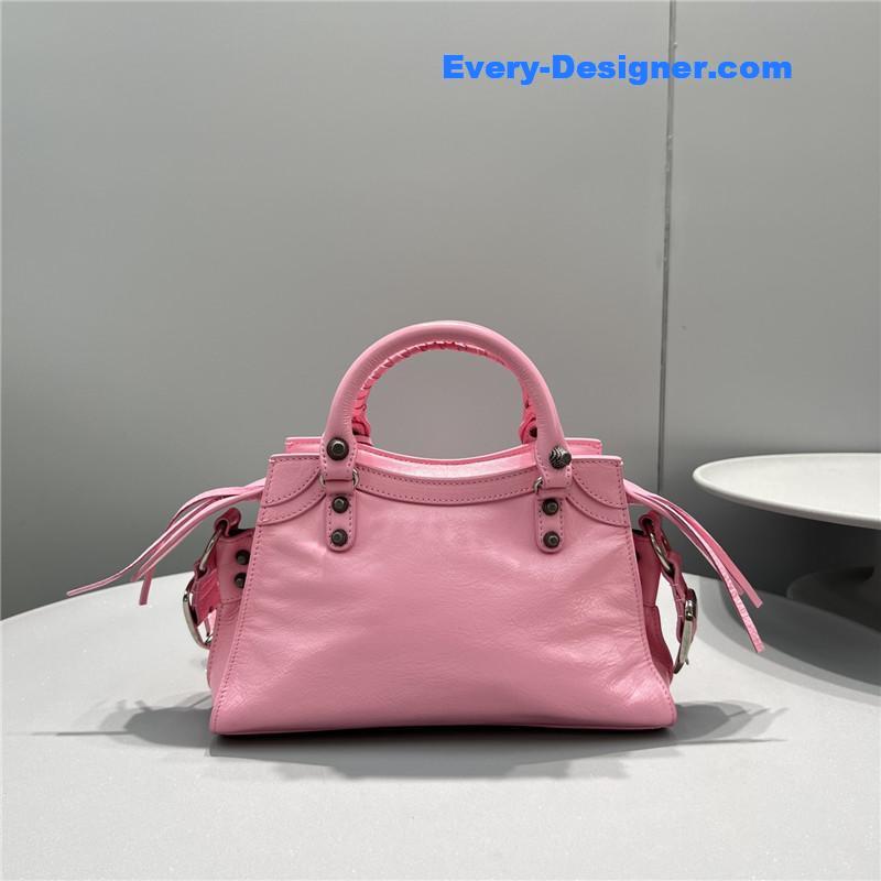 Ba1en*iaga le cagole shoulder bag