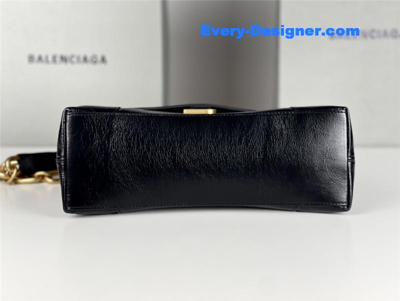 Ba1en*iaga downtown chain shoulder bag