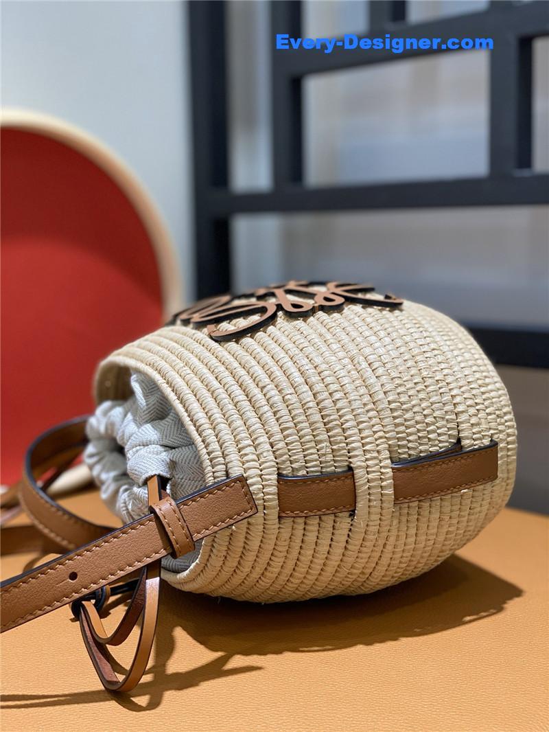 L0ew* woven straw basket bag