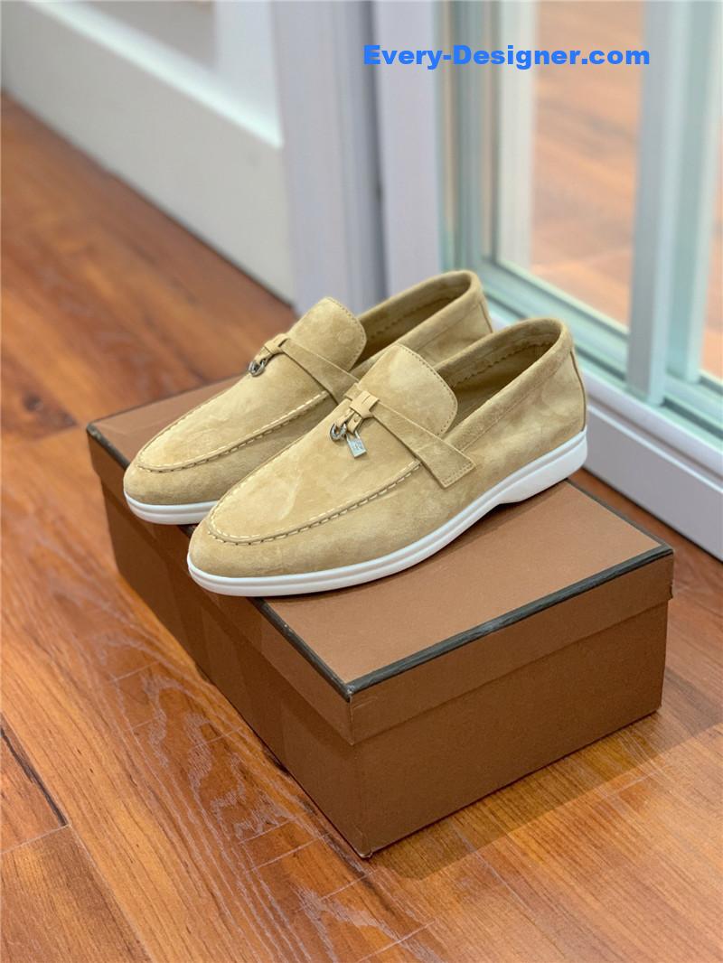 L0r0 P1ana  charms walk loafers