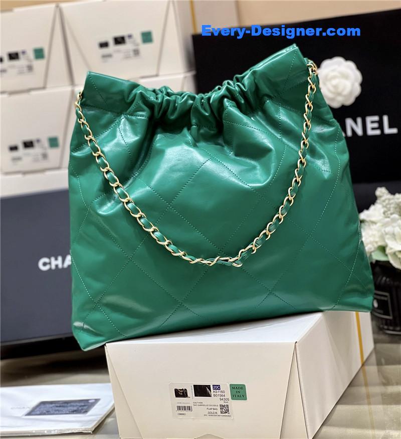 Ch**el 22 handbag small green