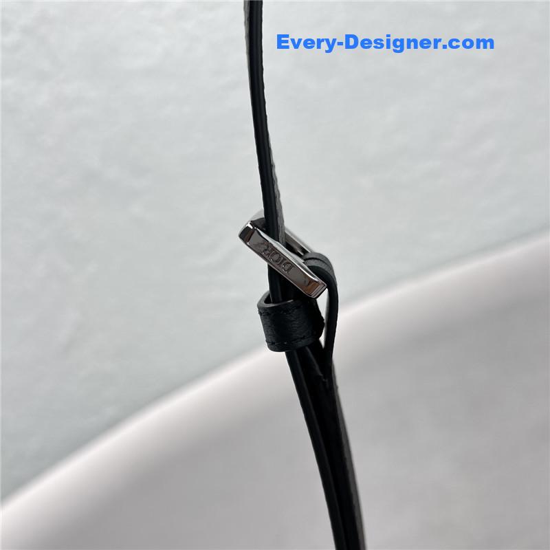 D10r gallop messenger bag