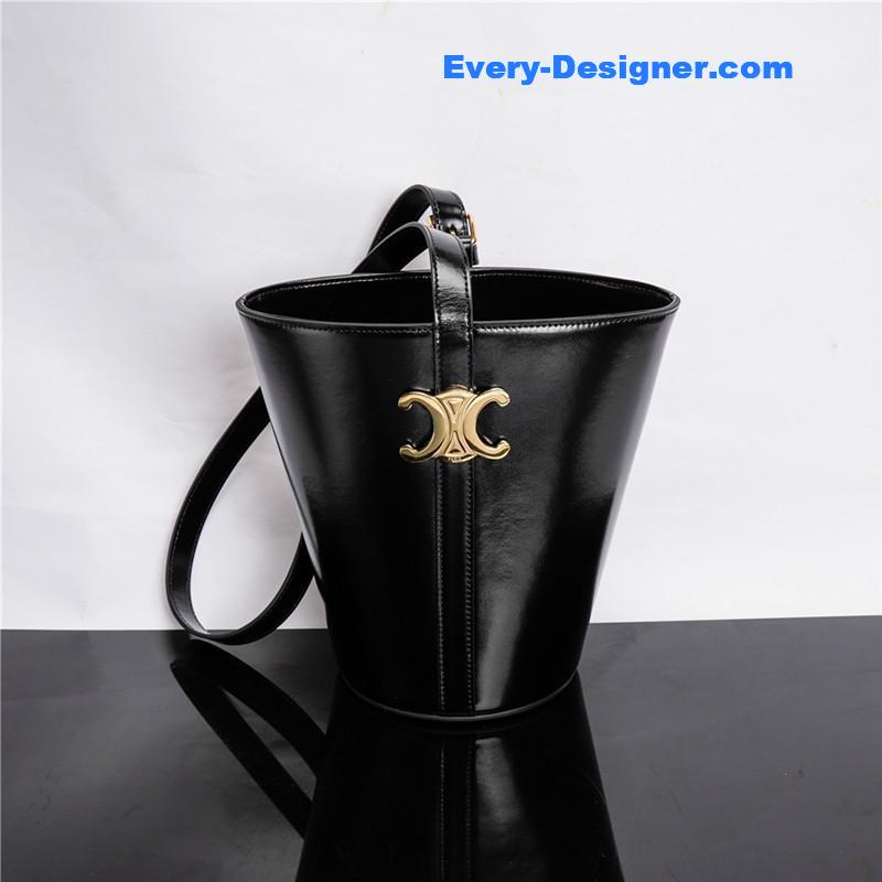 Ce1i*e triomphe bucket bag