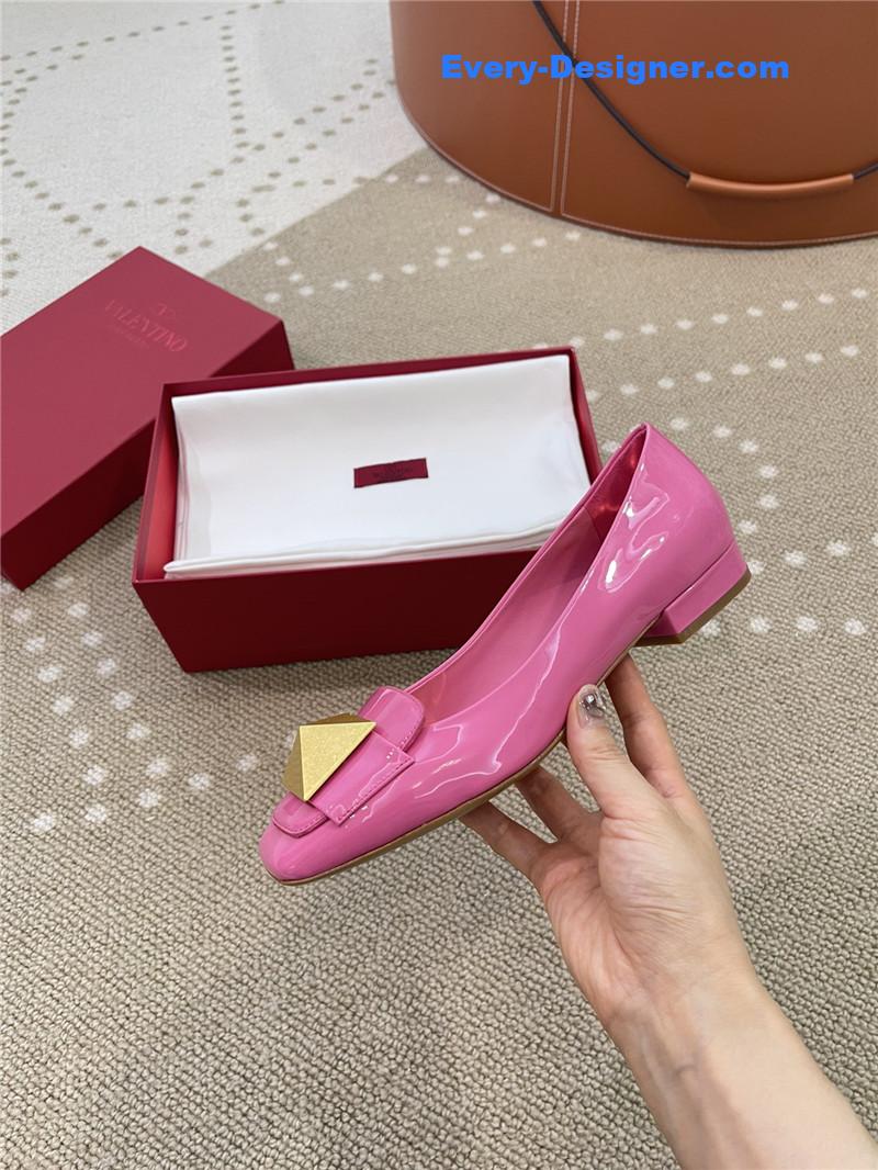 Va1e*ntin0 ballet flats in studded patent leather