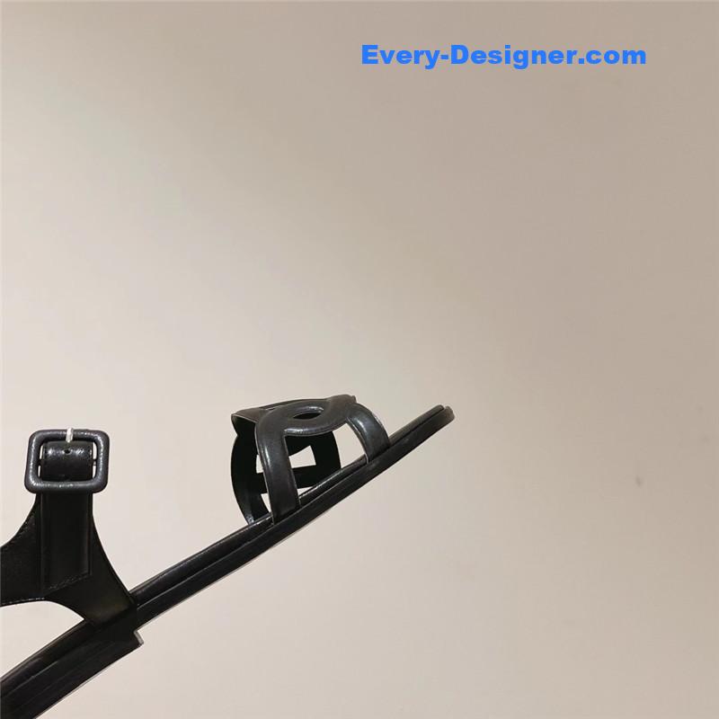 H**me5 extra flat sandal