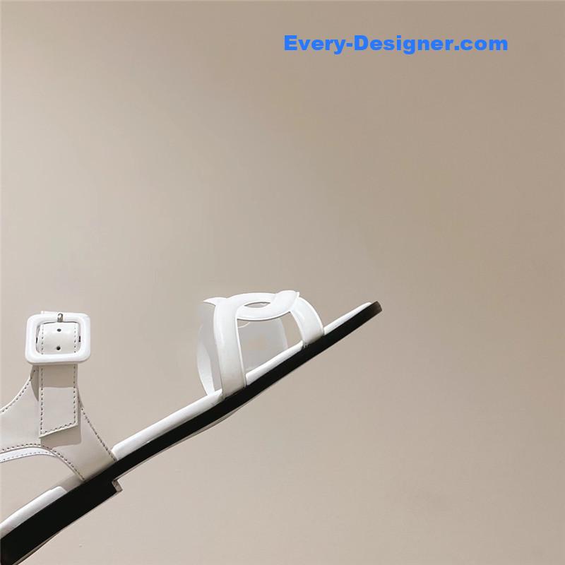 H**me5 extra flat sandal