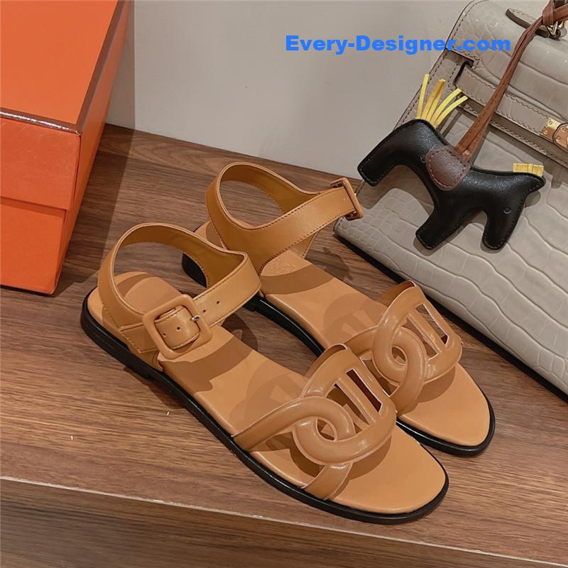 H**me5 extra flat sandal