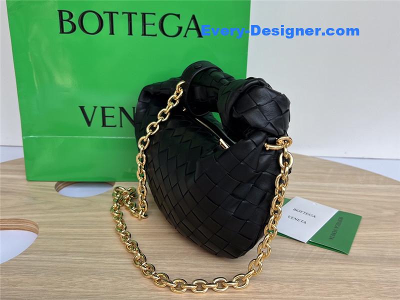 b0tt*ga Ven*ta jodie with chain bag black