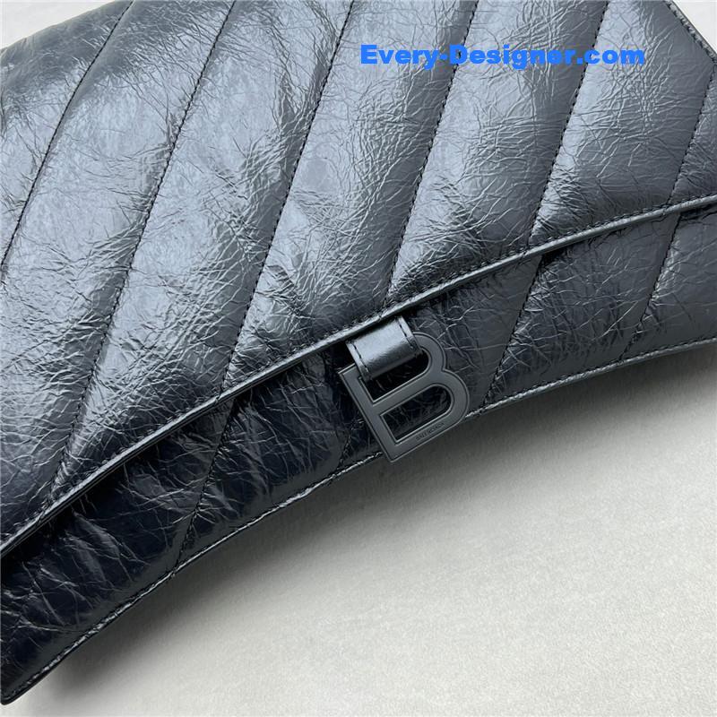 Ba1en*iaga crush bag medium