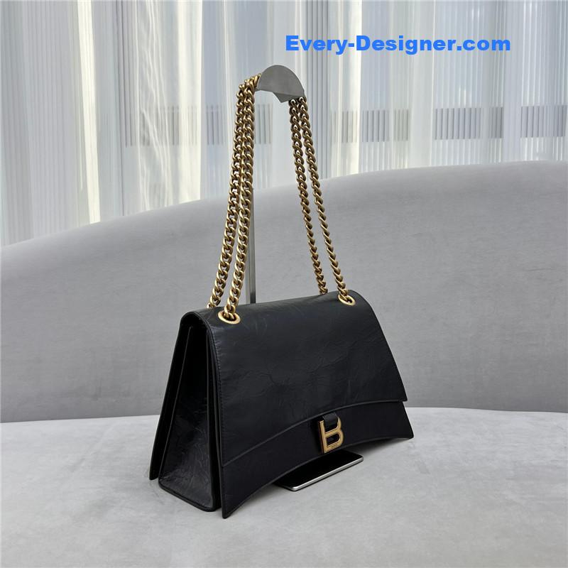 Ba1en*iaga crush bag medium