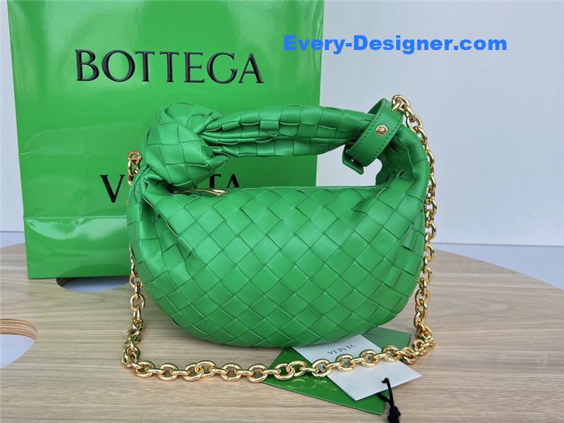 b0tt*ga Ven*ta jodie with chain bag green