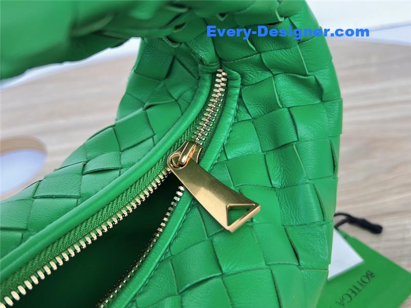 b0tt*ga Ven*ta jodie with chain bag green