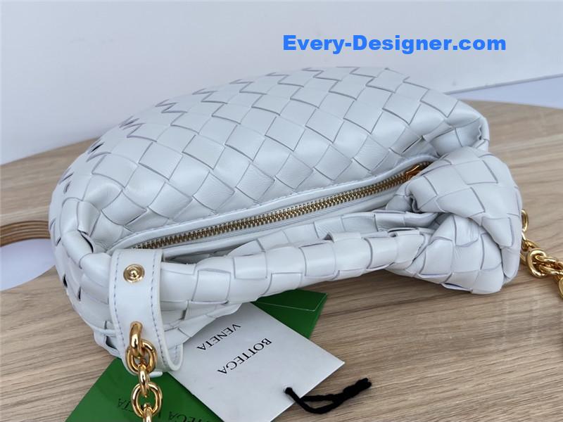 b0tt*ga Ven*ta jodie with chain bag white