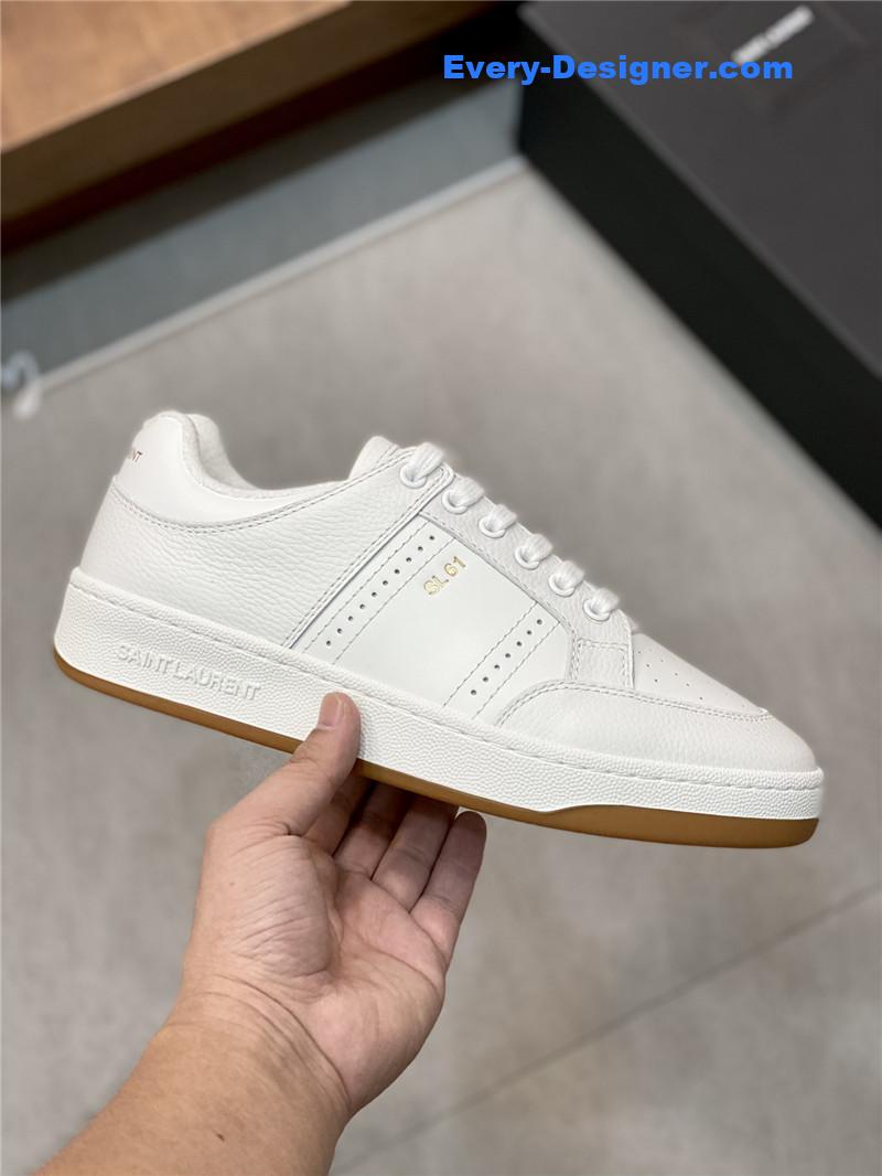 Y51 low-top lace-up sneakers