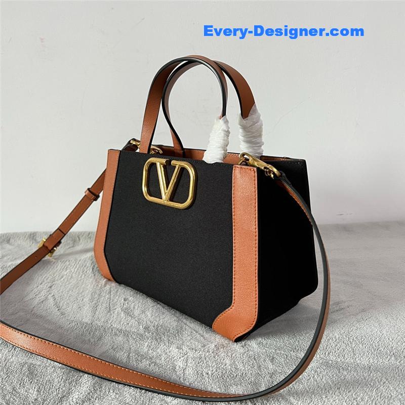 Va1e*ntin0 shoulder tote bag