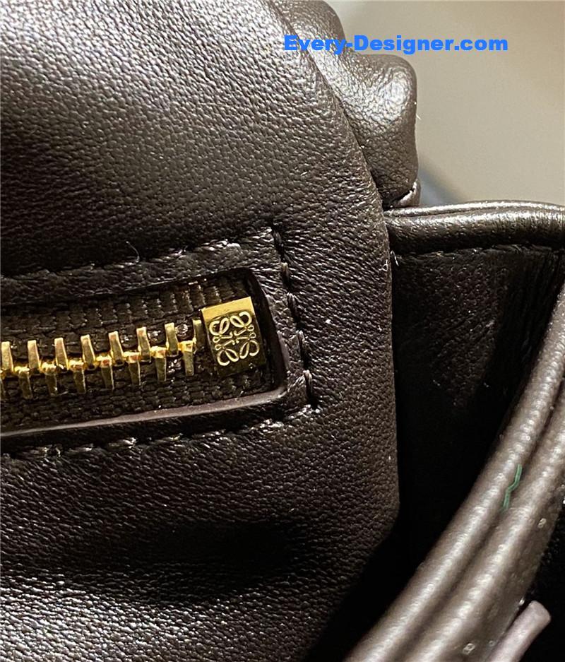 L0ew* goya sheepskin bag