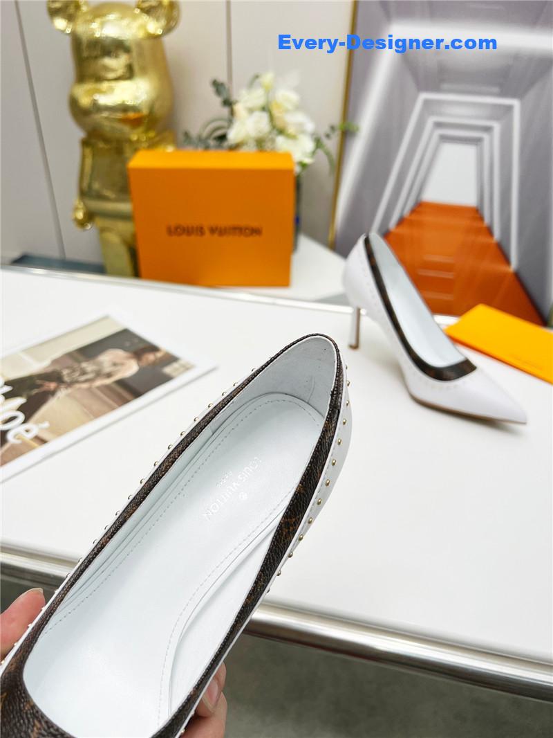 l0vis Vvtt0n lv logo leather shoes