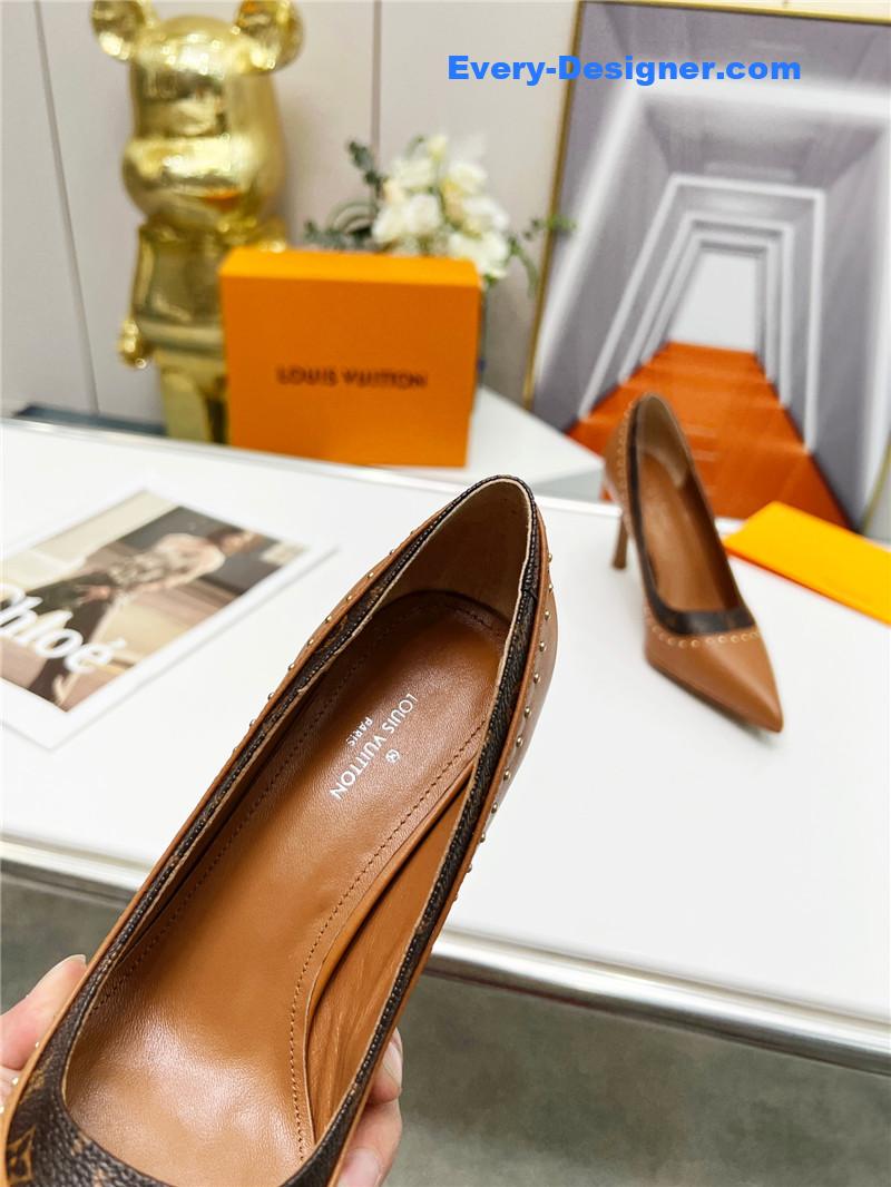 l0vis Vvtt0n lv logo leather shoes