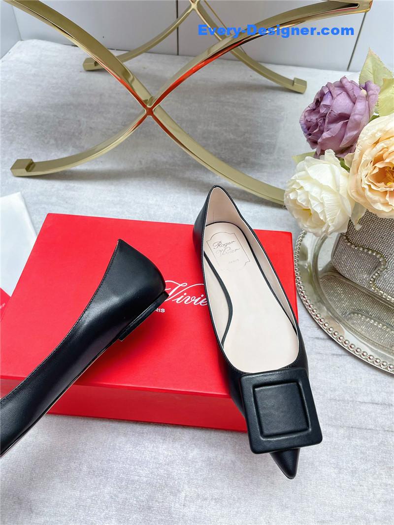 Roger Vivier Gommettine Leather Flats