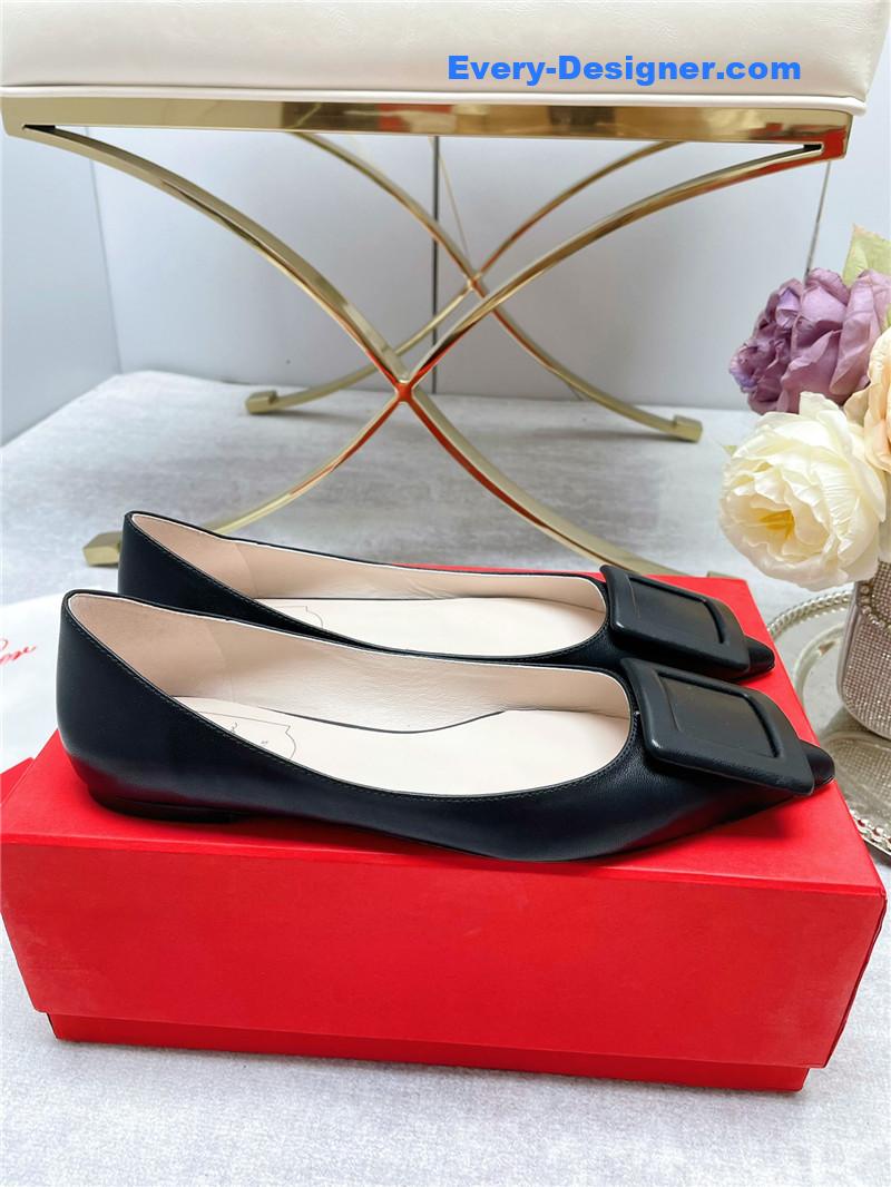 Roger Vivier Gommettine Leather Flats