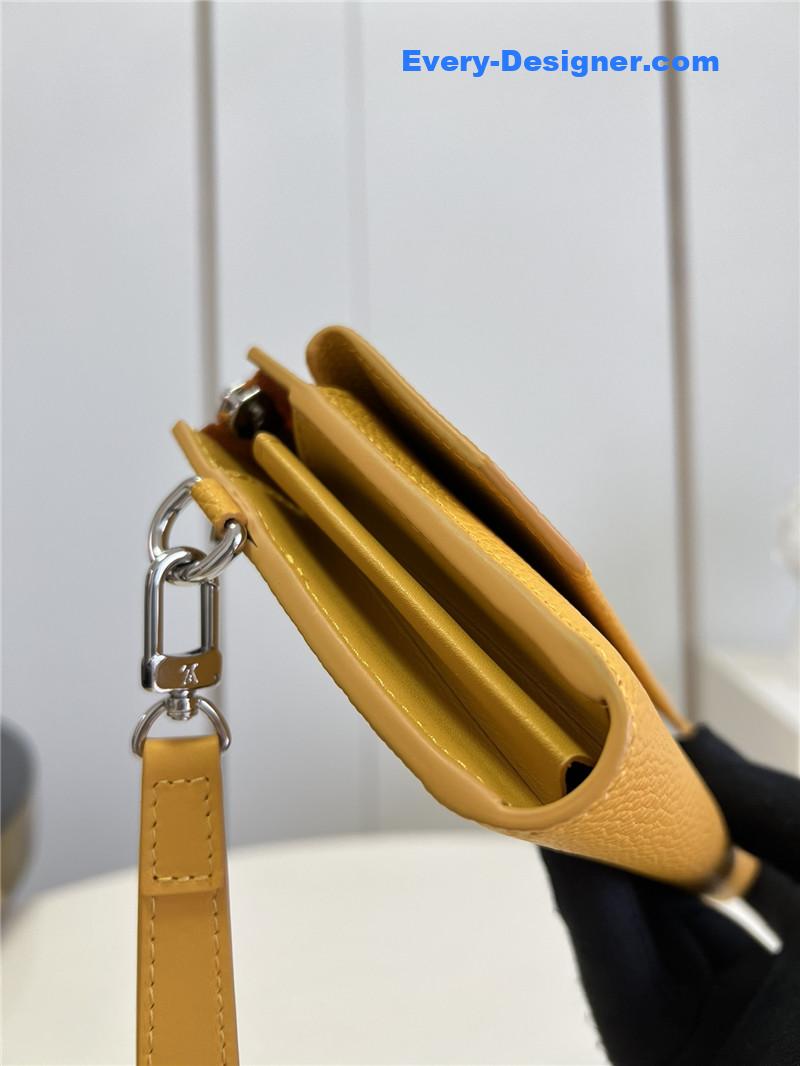 l0vis Vvtt0n lv aerogram long wallet