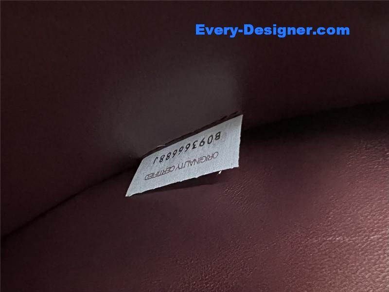 b0tt*ga Ven*ta patti bag