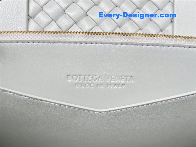 b0tt*ga Ven*ta patti bag